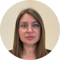 Ивашова-photoaidcom-cropped